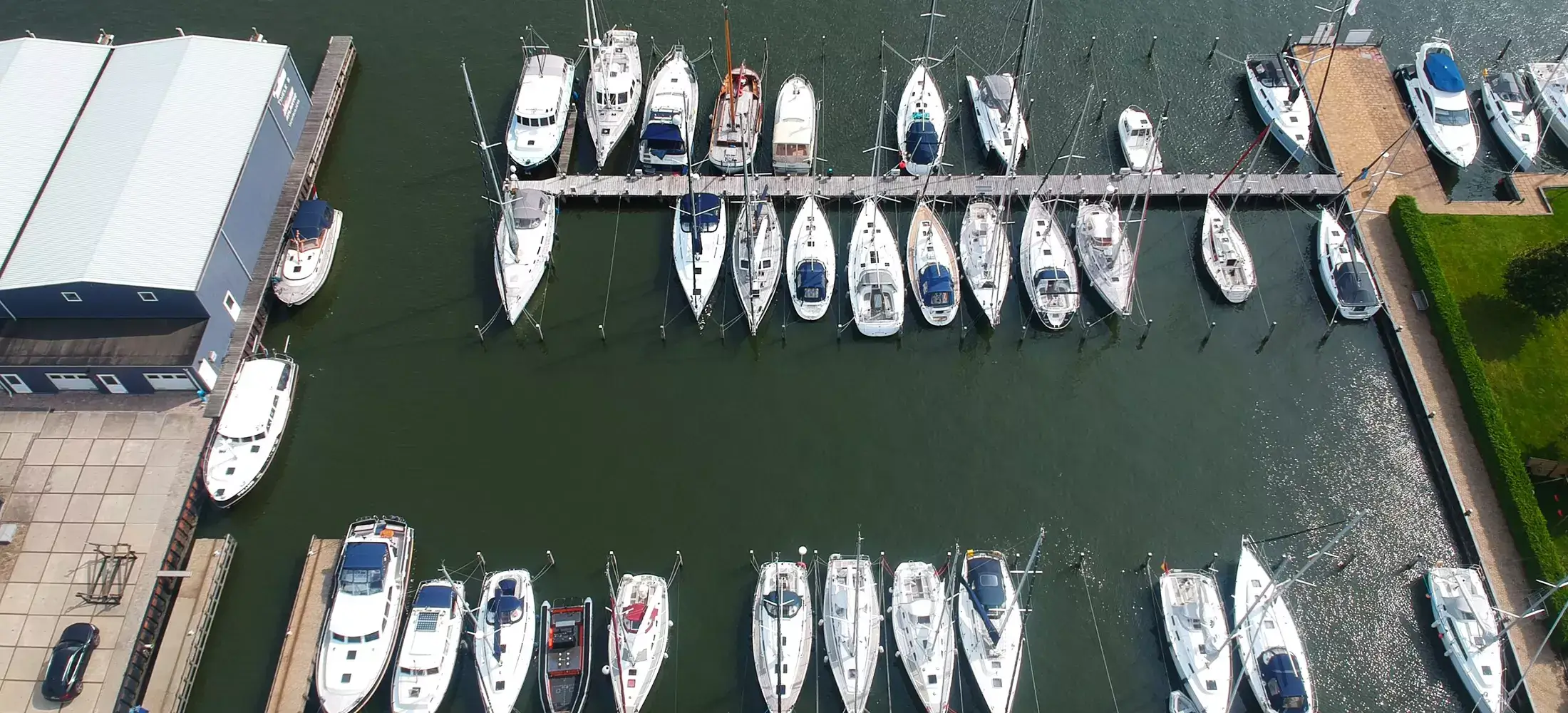 Hollandboat-Yard_upscayl_4x_realesrgan-x4plus